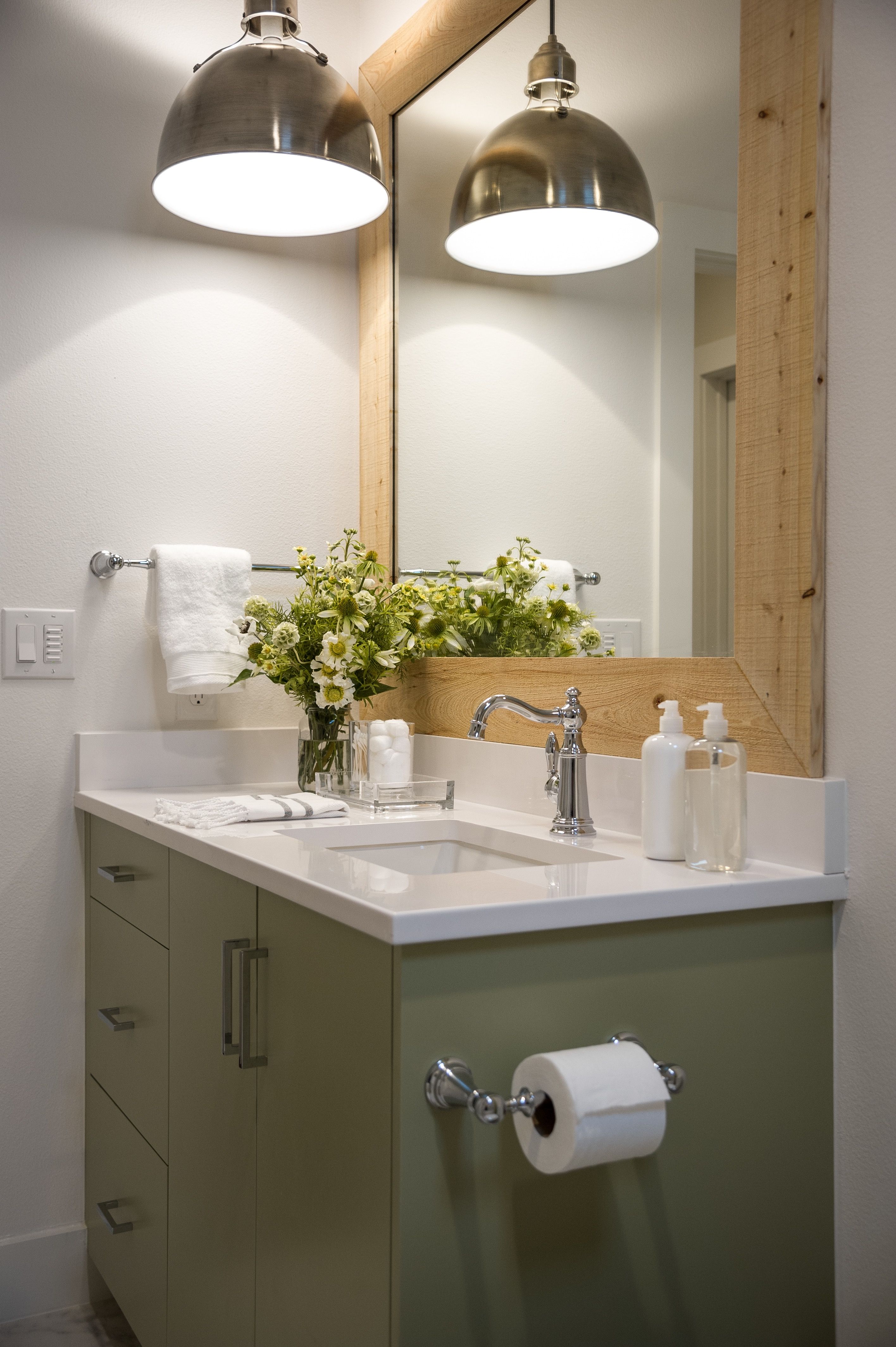 20 Beautiful Modern Bathroom Lighting Ideas 15201 Bathroom Ideas