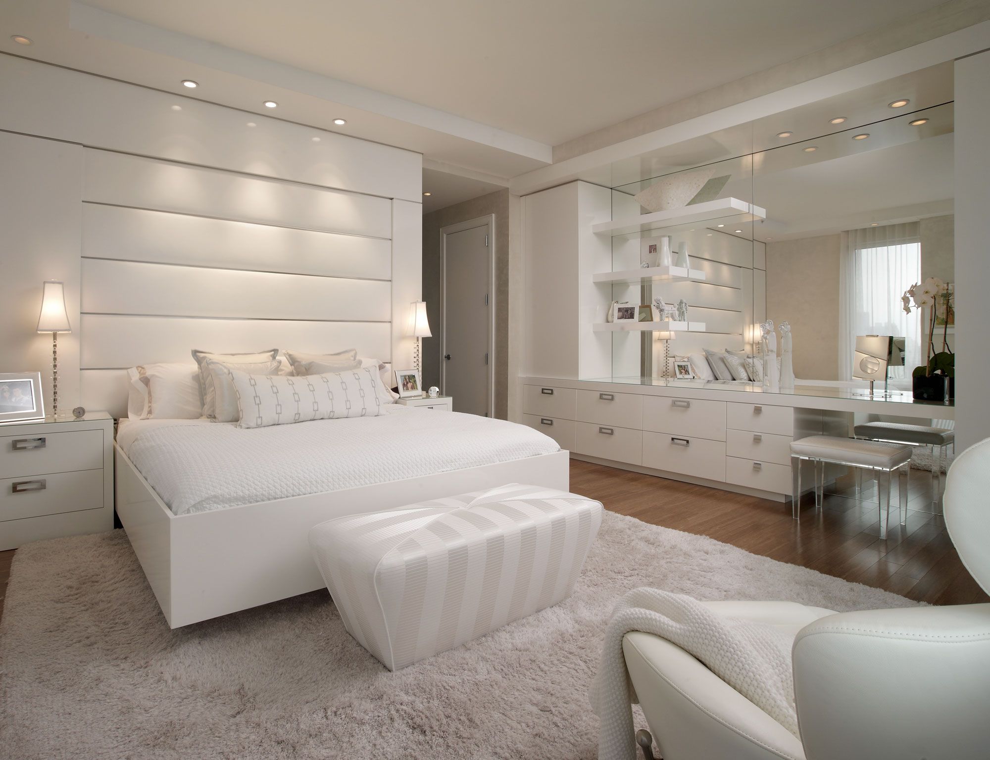 Glamour Bedroom Design Ideas