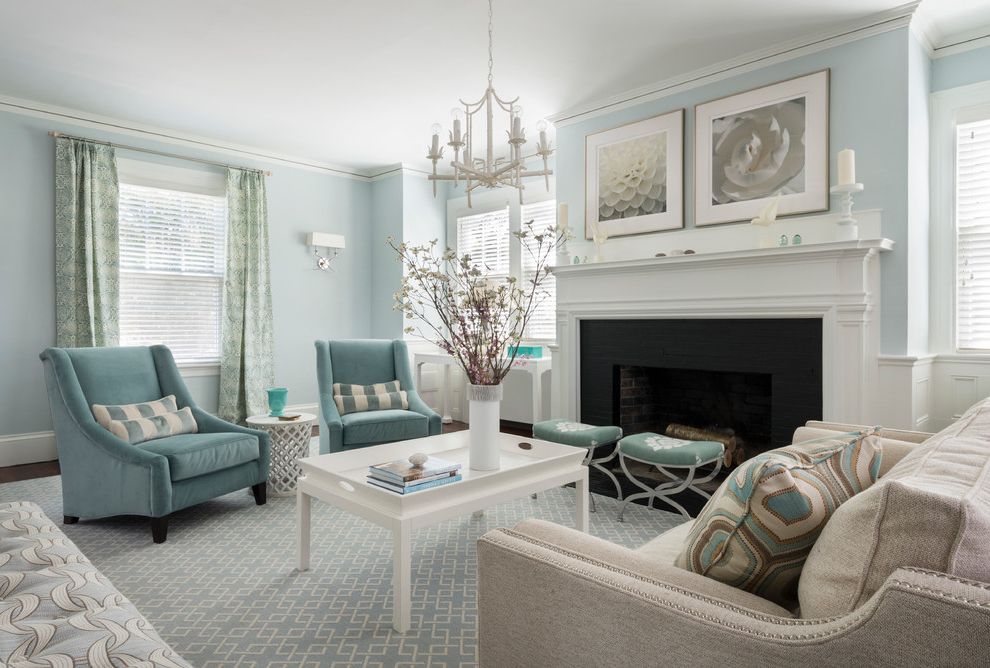 Cozy Fabric Living Room In Formal Style And Blue Theme (View 10 of 10)