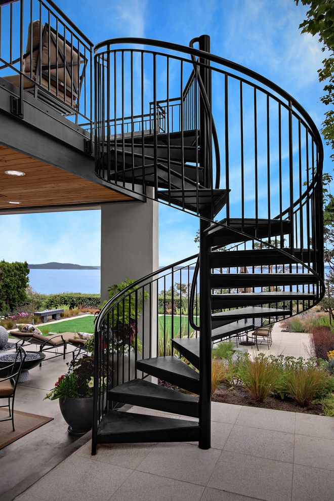 Modern Spiral Outdoor Metal Stairs (View 1 of 5)