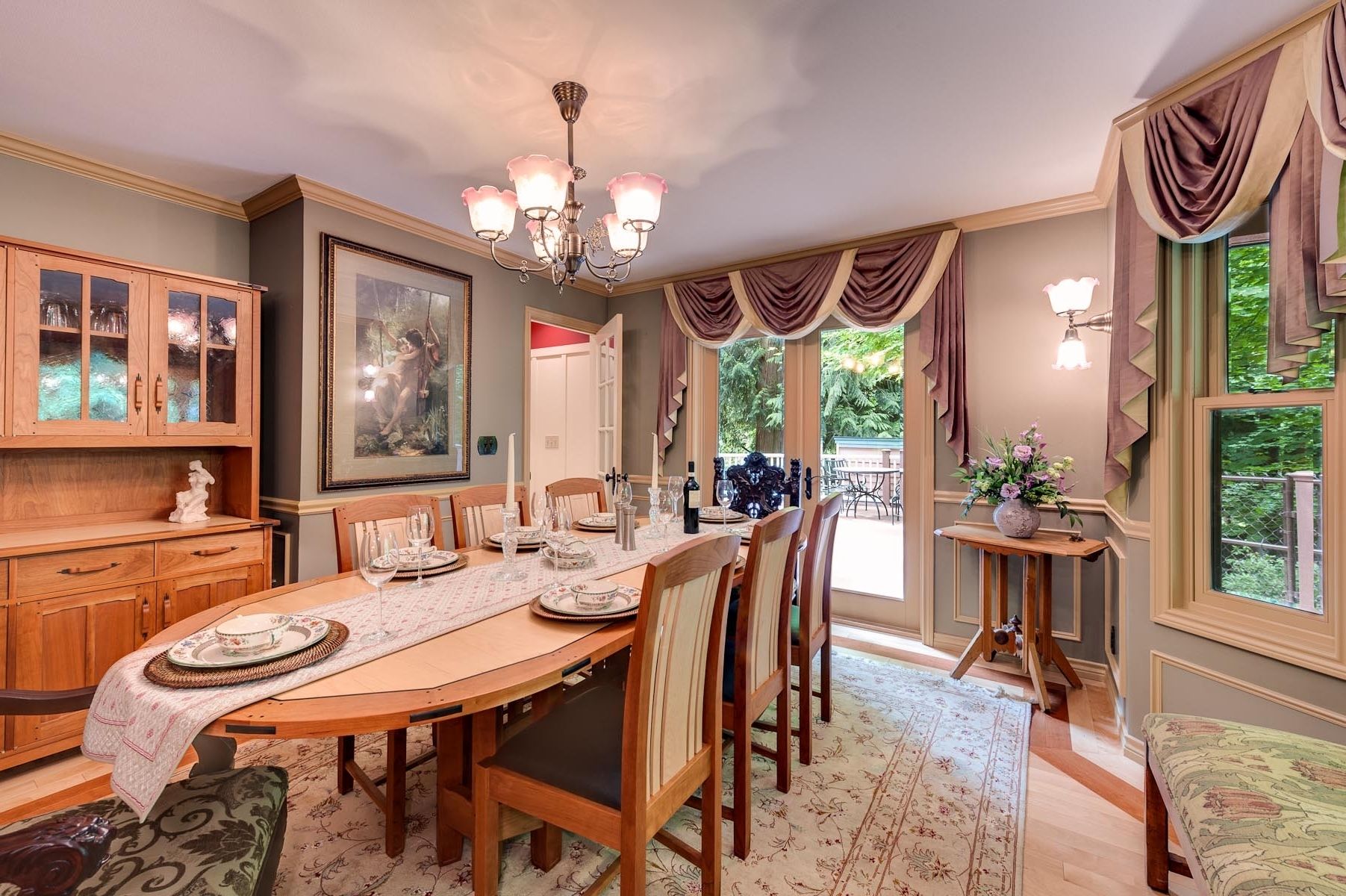 Featured Photo of 2014 Modern Dining Room