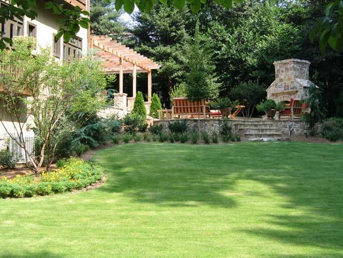 Featured Photo of Green Home Garden Decoration Ideas