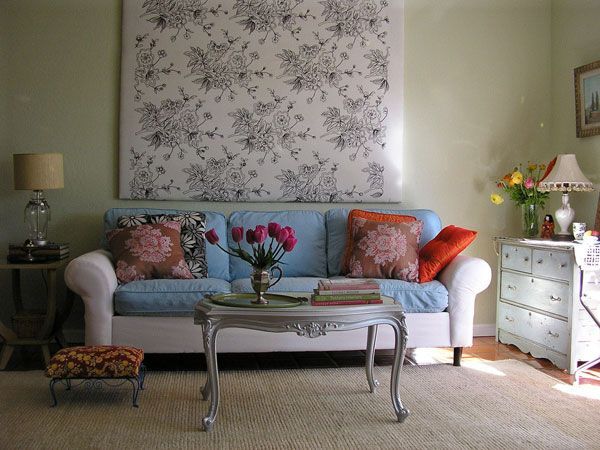 Featured Photo of Simple Minimalist Living Room Furniture