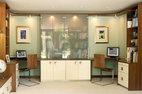 Featured Photo of Simple Minimalist Office Chair Desk Ideas