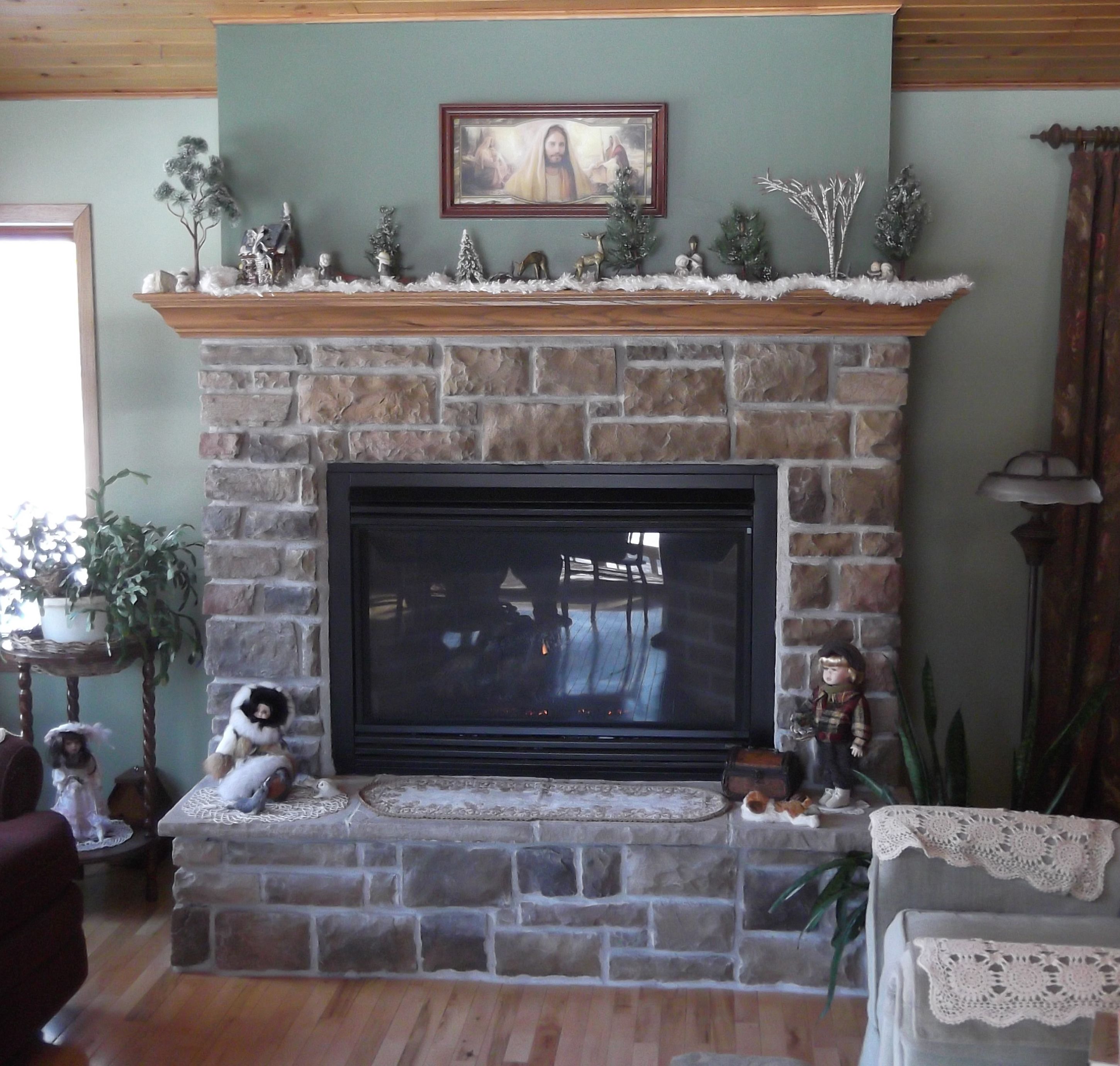 Luxury Brown Fireplace Mantel Design Inspiration With Silver Ornaments Brown Brick Fireplace Wall And Black Fireplace Nice Fireplace Mantel Design Inspiration (View 35 of 123)