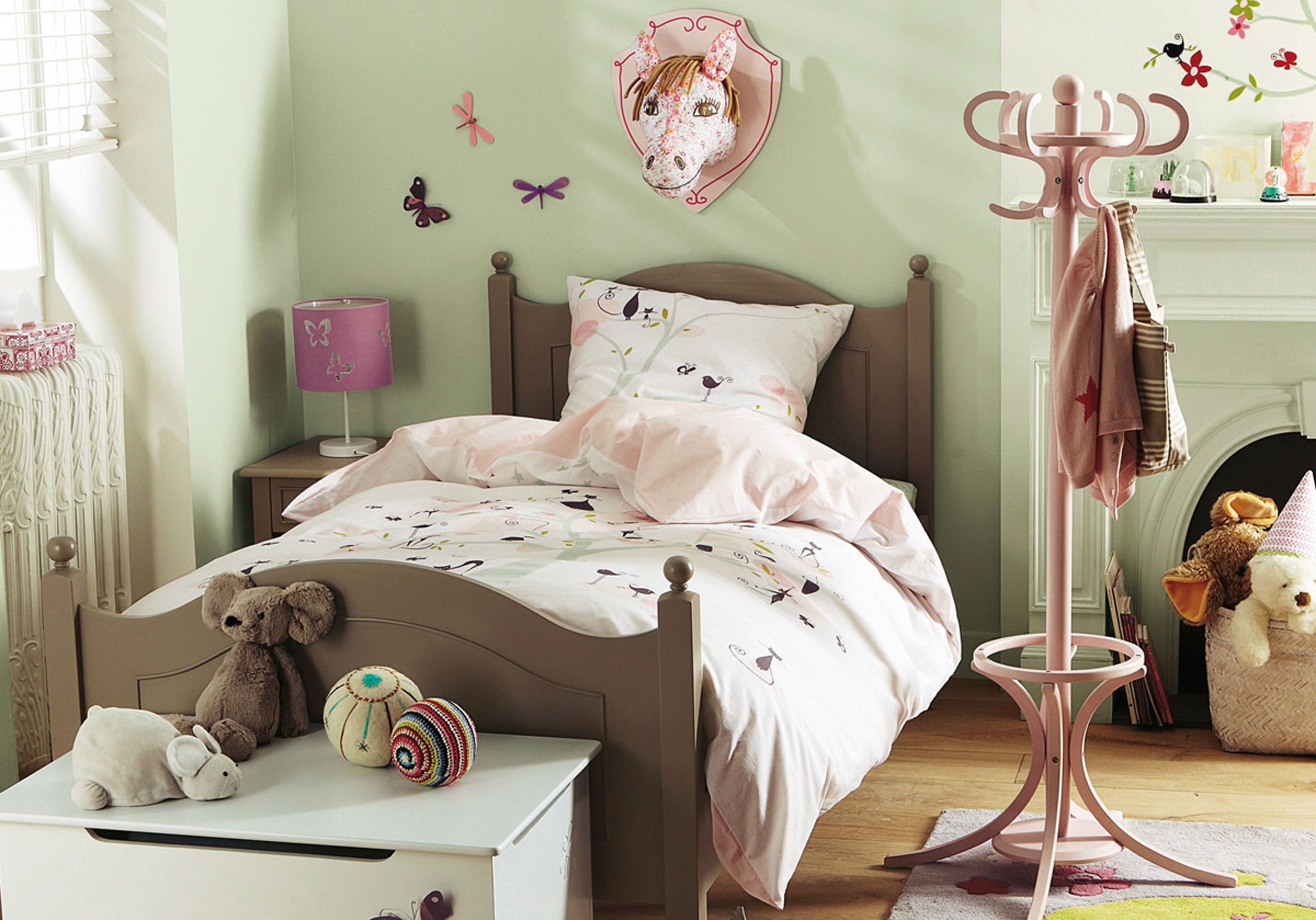 Romantic Kids Decoration Inspiration With Light Green Wall Brown Bed Frame With White Bed Cover And Pink Desk Lamp With Butterfly Motive Chic Kids Decoration Inspiration (View 26 of 39)