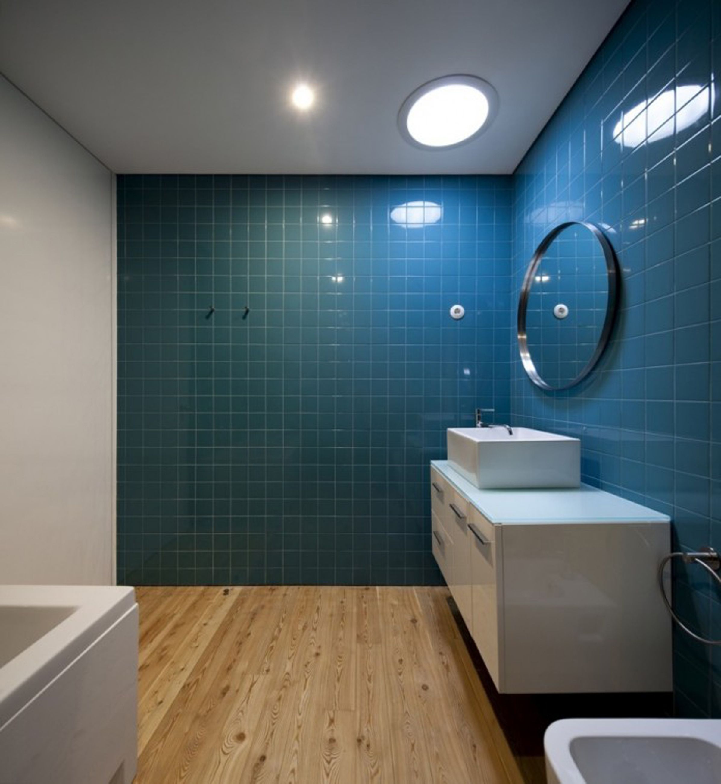 Simple Bathroom Tremendous Blue Simple Bathroom Decoration Idea In Minimalist Style Tremendous Blue Simple Bathroom Ideas (View 7 of 23)