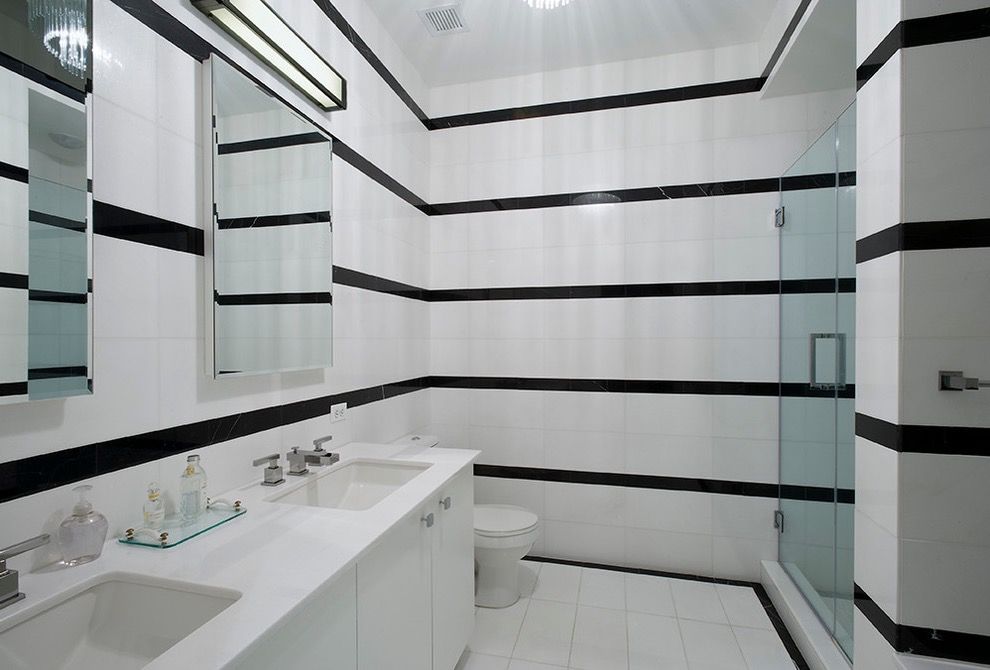 2017 Modern Black And White Bathroom Shower Interior Design (View 9 of 17)