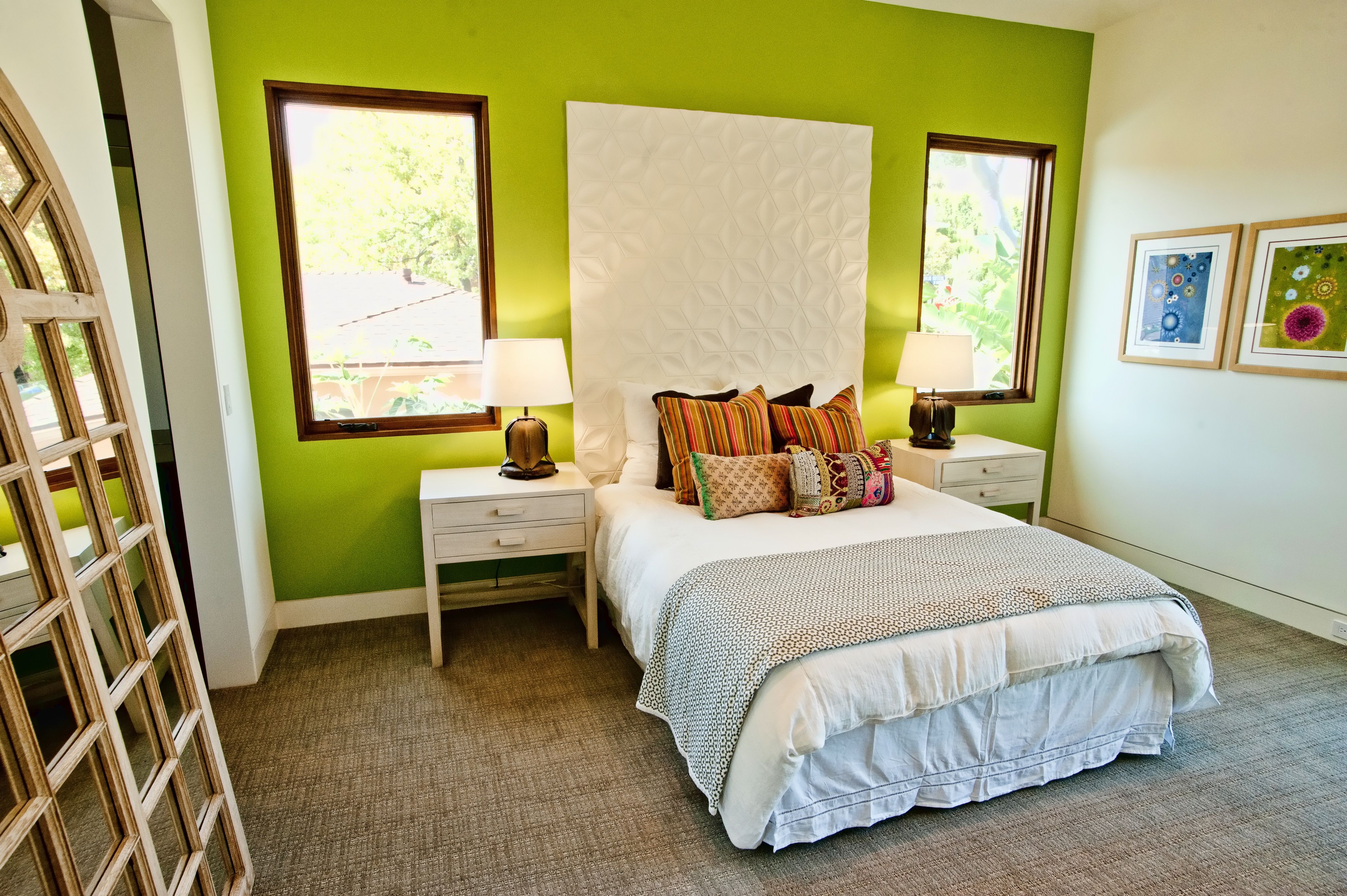 Easy Bedroom Remodel To Tropical Style (View 11 of 33)