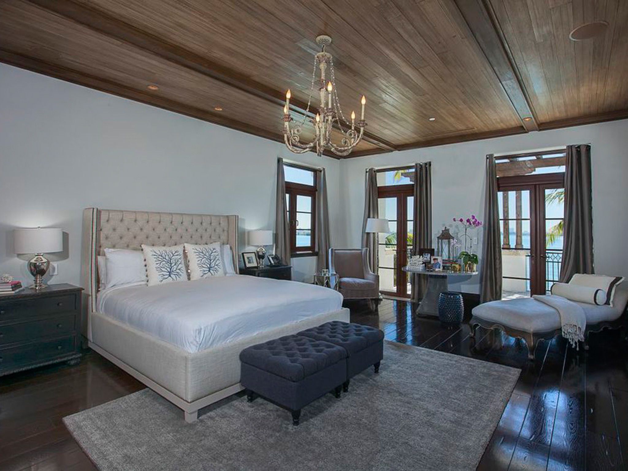 Mediterranean Master Bedroom Decoration Style (View 18 of 28)