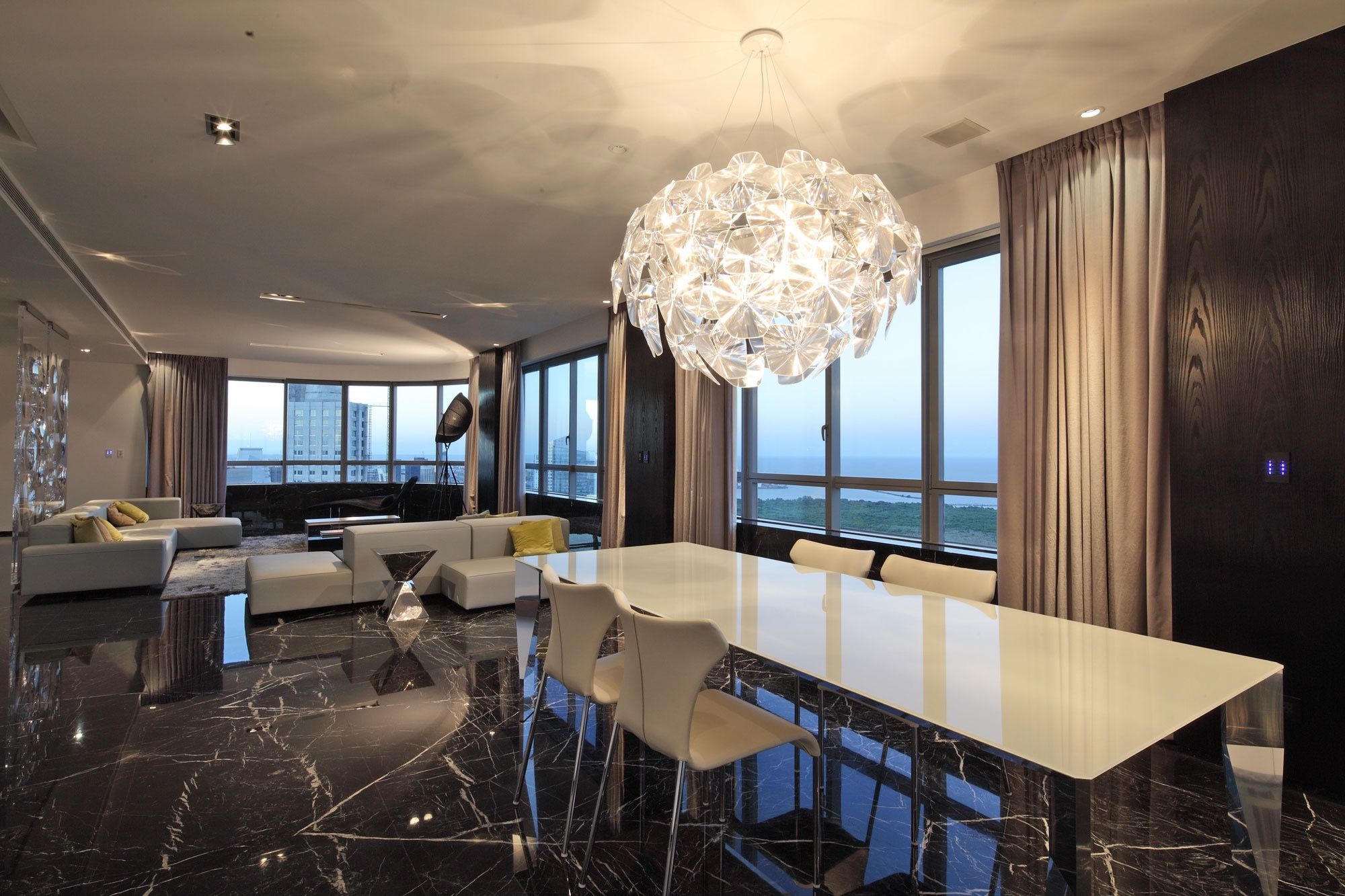 Luxury Crystal Chandelier For The Living Room Contemporary Design  (View 13 of 18)