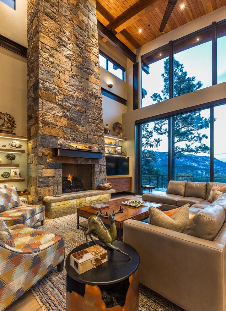 Rustic Living Room With Large Glass Doors And High Ceiling (View 30 of 36)