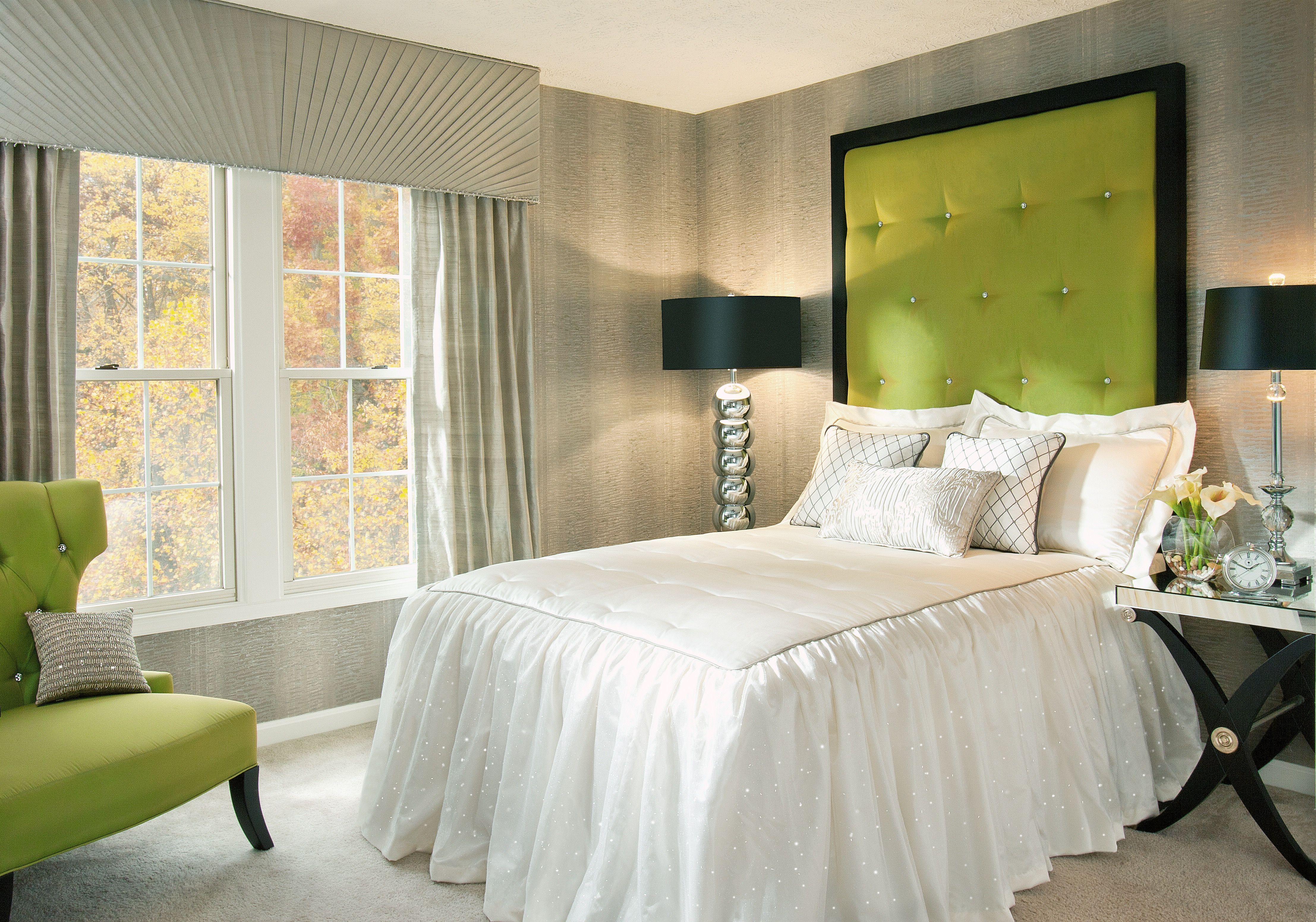Luxury Design For Small Bedroom Interior Space 16517 Bedroom Ideas