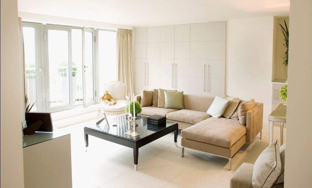 White Elegant Sofa For Modern Living Room (View 28 of 28)