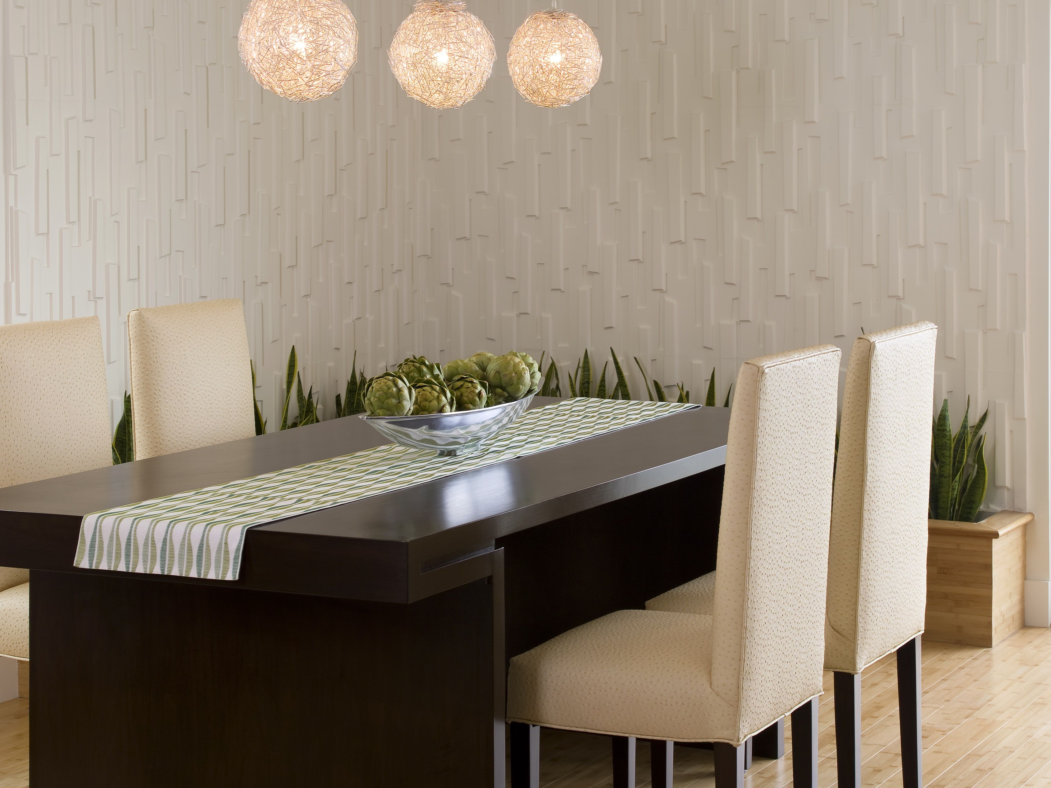 Contemporary Dining Room Decor In Formal Nuance (View 6 of 32)