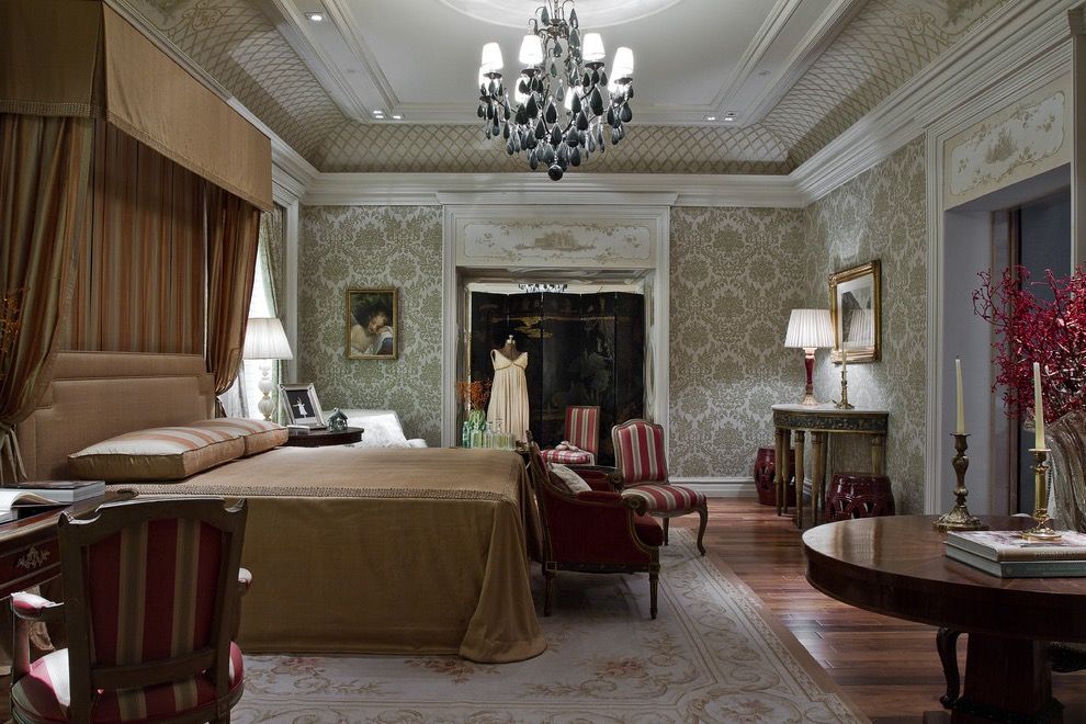 Fabulous And Grandeur Victorian Bedroom Interior (View 14 of 30)