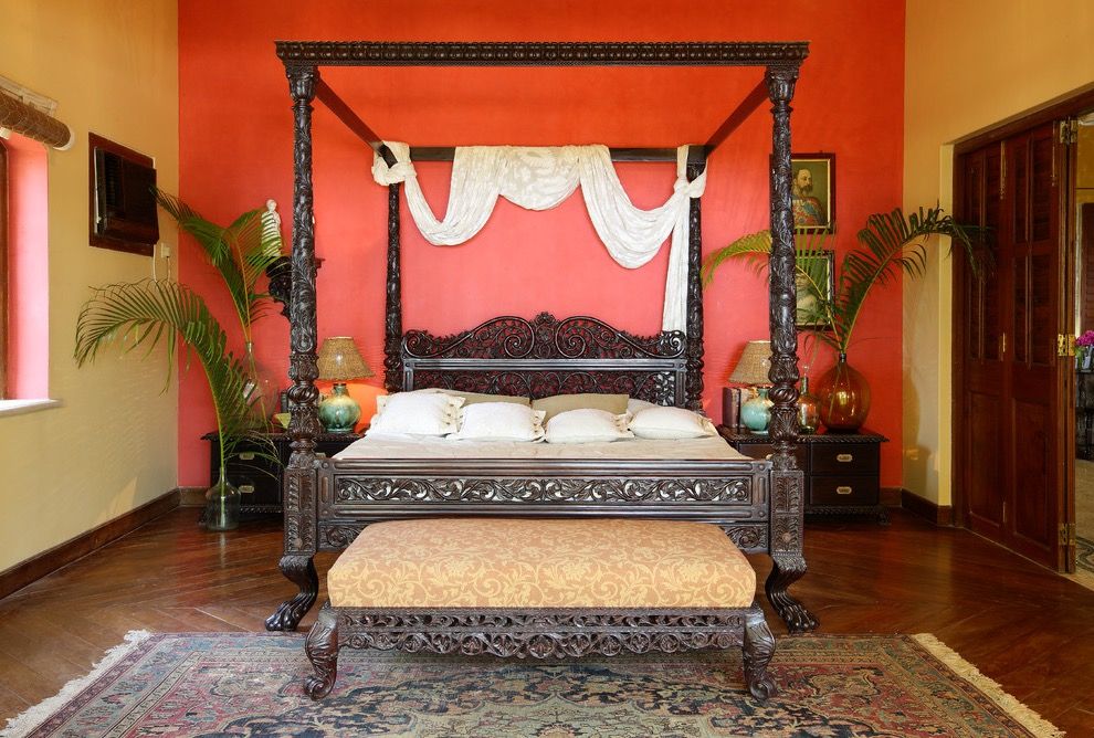 Indian Bedroom Design With Wooden Furniture (View 11 of 30)