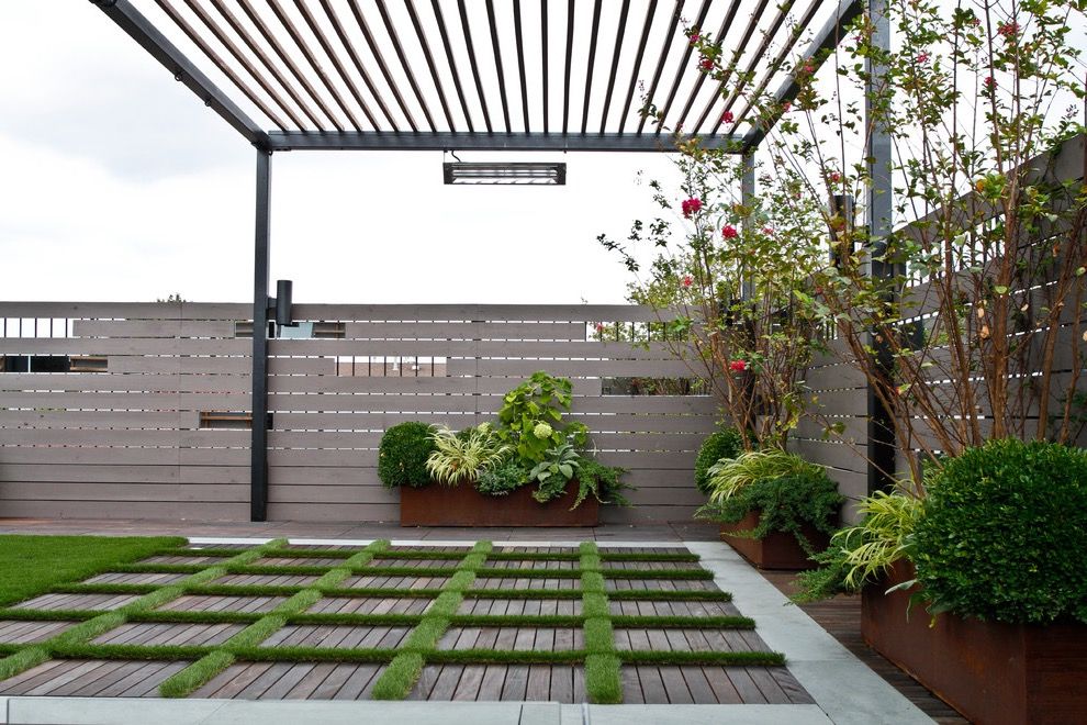 Modern Japanese Inspired Backyard Garden (Photo 6 of 10)