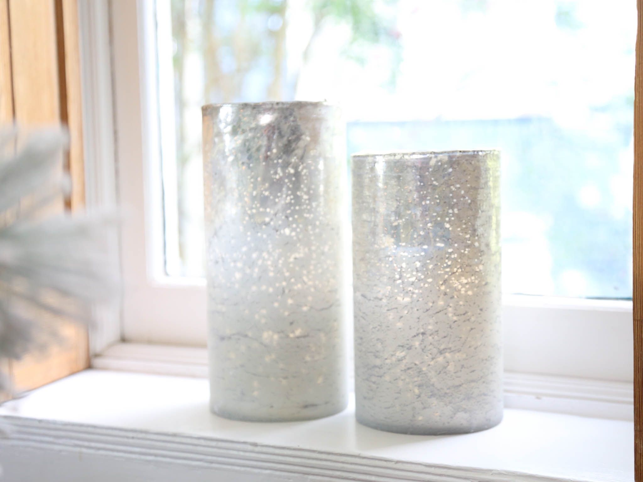 Silver Candle Votives Centerpiece (View 13 of 20)