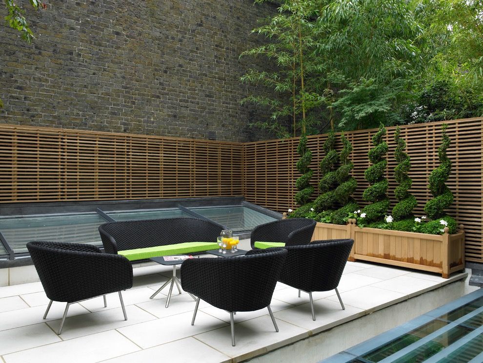 Trendy Minimalist Garden Furniture Chairs And Table (View 7 of 15)
