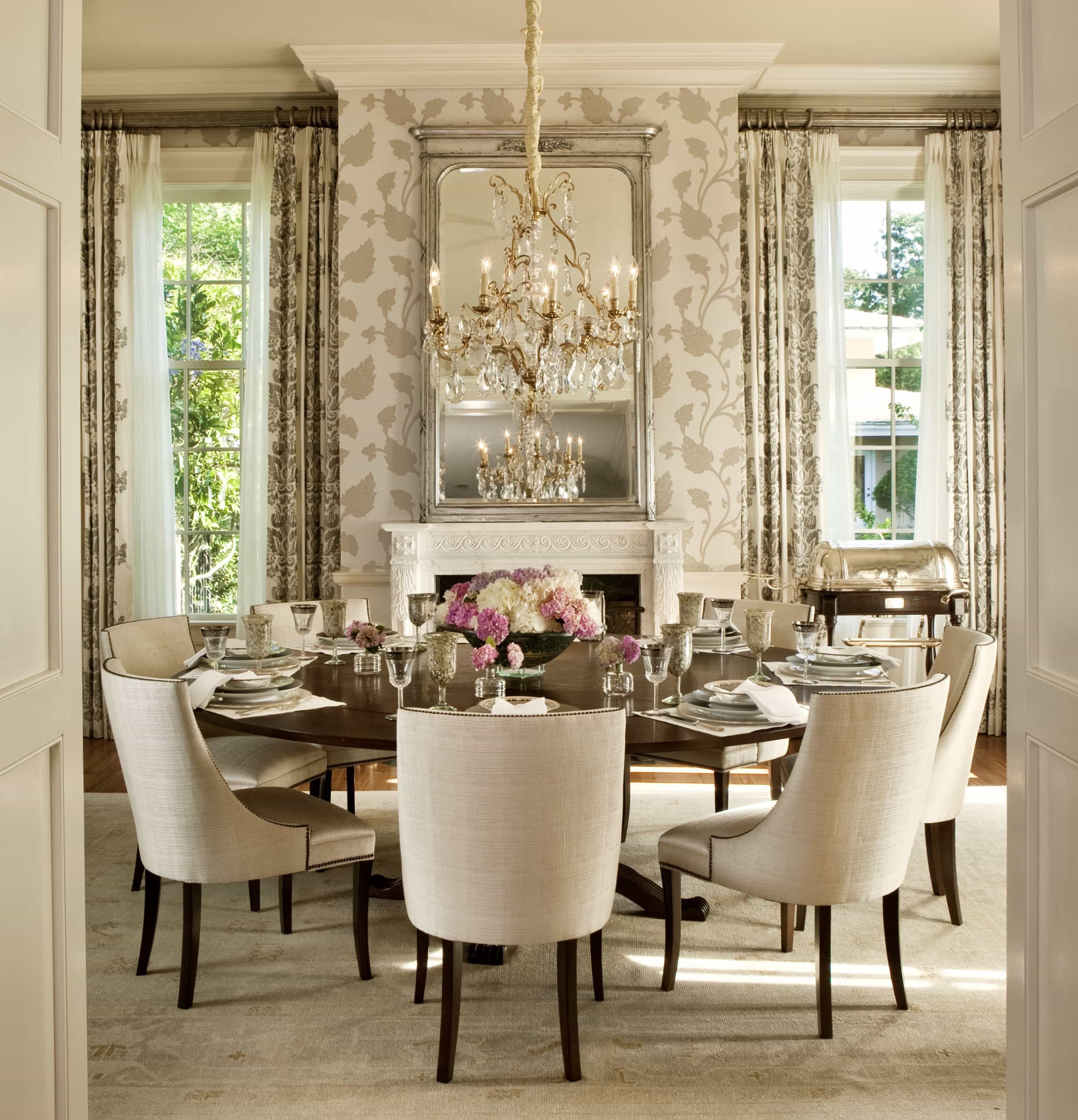 Formal Dining Room With Round Table (View 20 of 25)