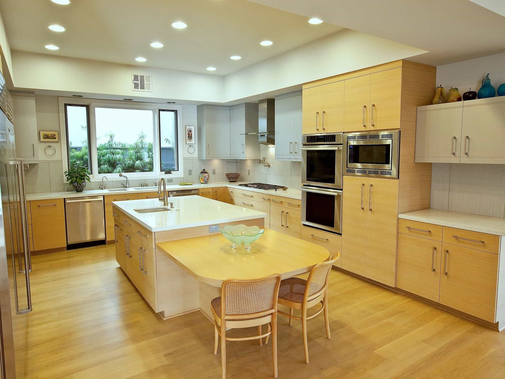 Wonderful Trendy Minimalist Kitchen With Limestone Flooring (View 2 of 12)