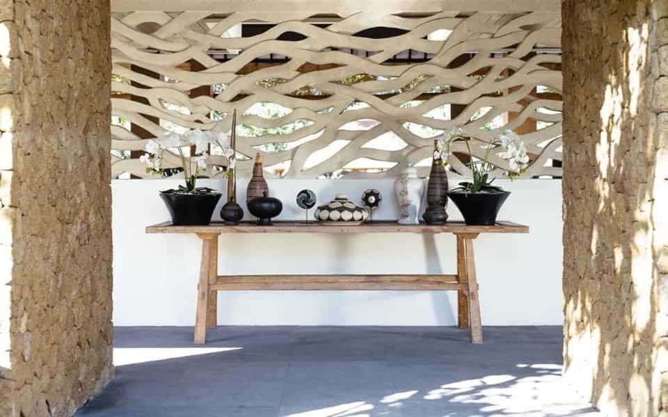 Featured Photo of Artistic Outdoor Console Table