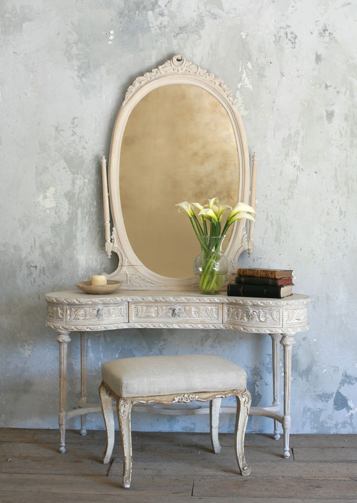 Antique Vanity With Mirror Bath Doherty House Antique Vanity For Antique Bathroom Mirrors (Photo 9 of 15)