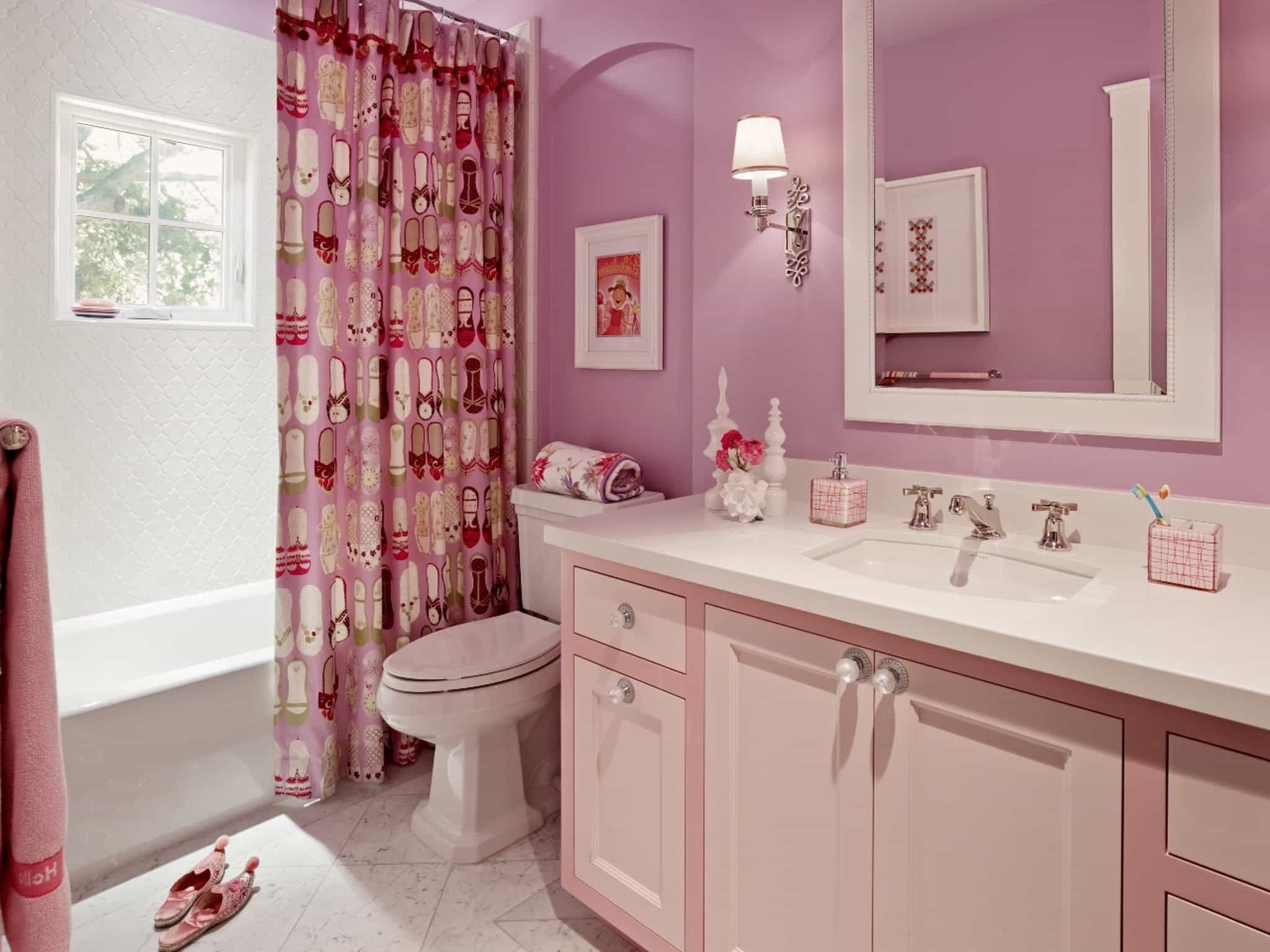 Bold Pink Bathroom Curtain Colors (View 11 of 14)