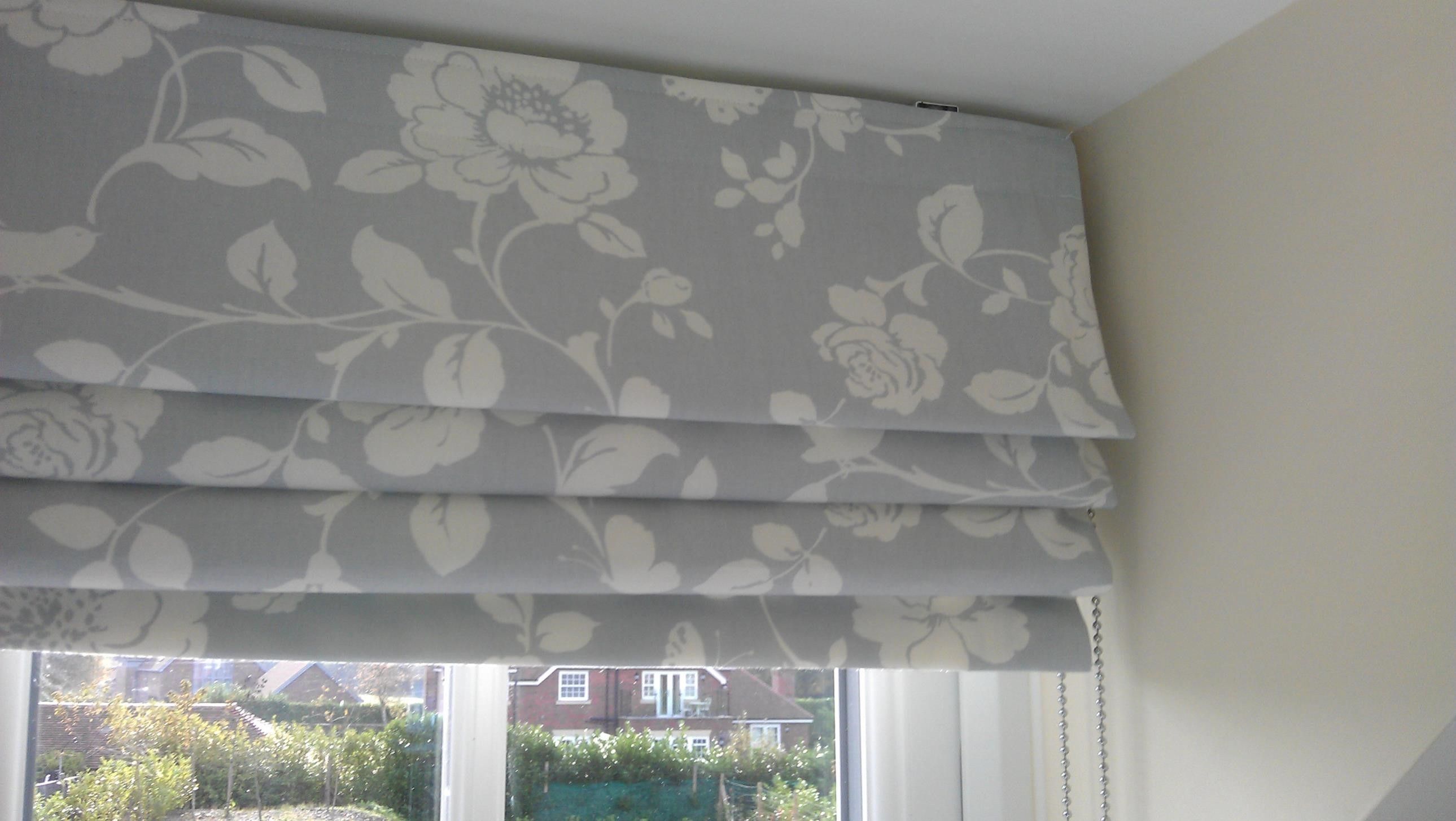 Curtains And Curtains Combination Ideas For Vertical Draperies With Regard To Matching Curtains And Roman Blinds (View 15 of 15)