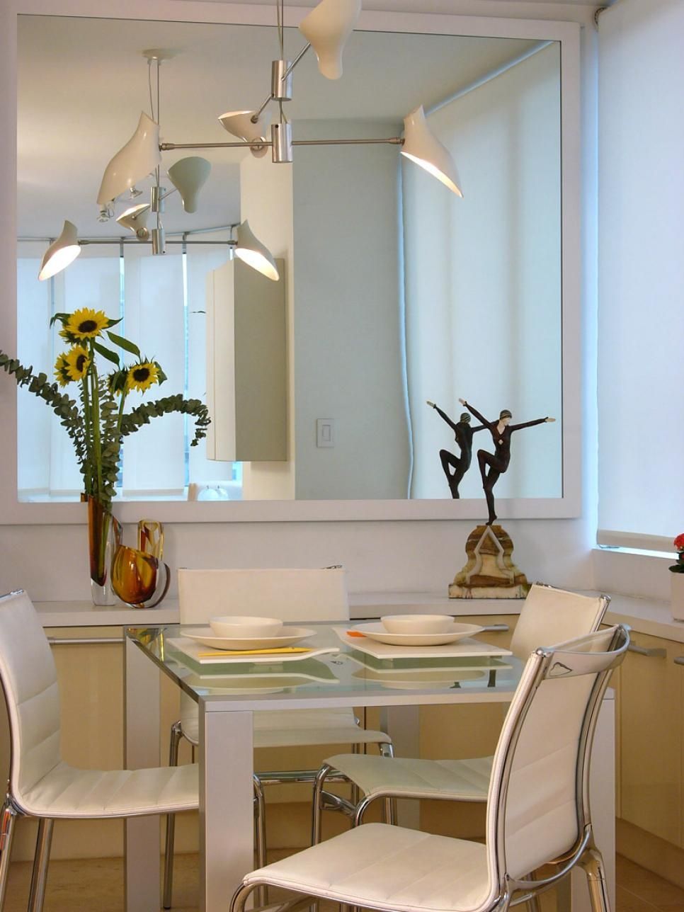 Decorating With Mirrors Hgtv Throughout Large Mirror Art (View 13 of 15)