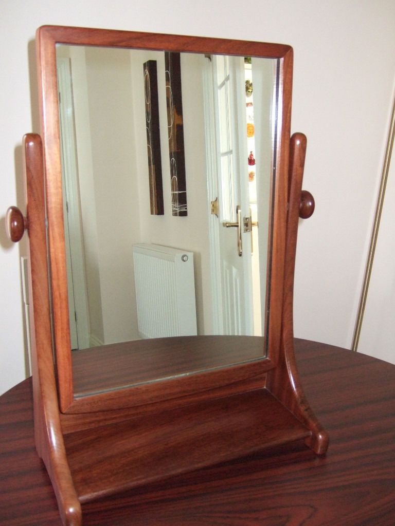 Free Standing Dressing Table Mirror Image Gallery Dirdoo Throughout Free Standing Dressing Table Mirror (View 5 of 15)