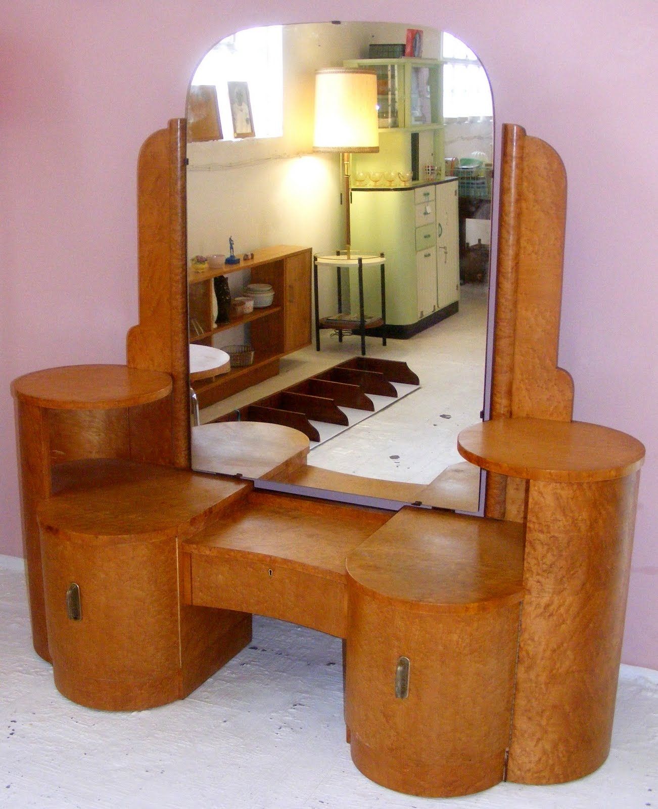 Google Image Result For Http2bpblogspotiirlu3fh4ia Pertaining To Art Deco Mirrored Dressing Table (Photo 8 of 15)