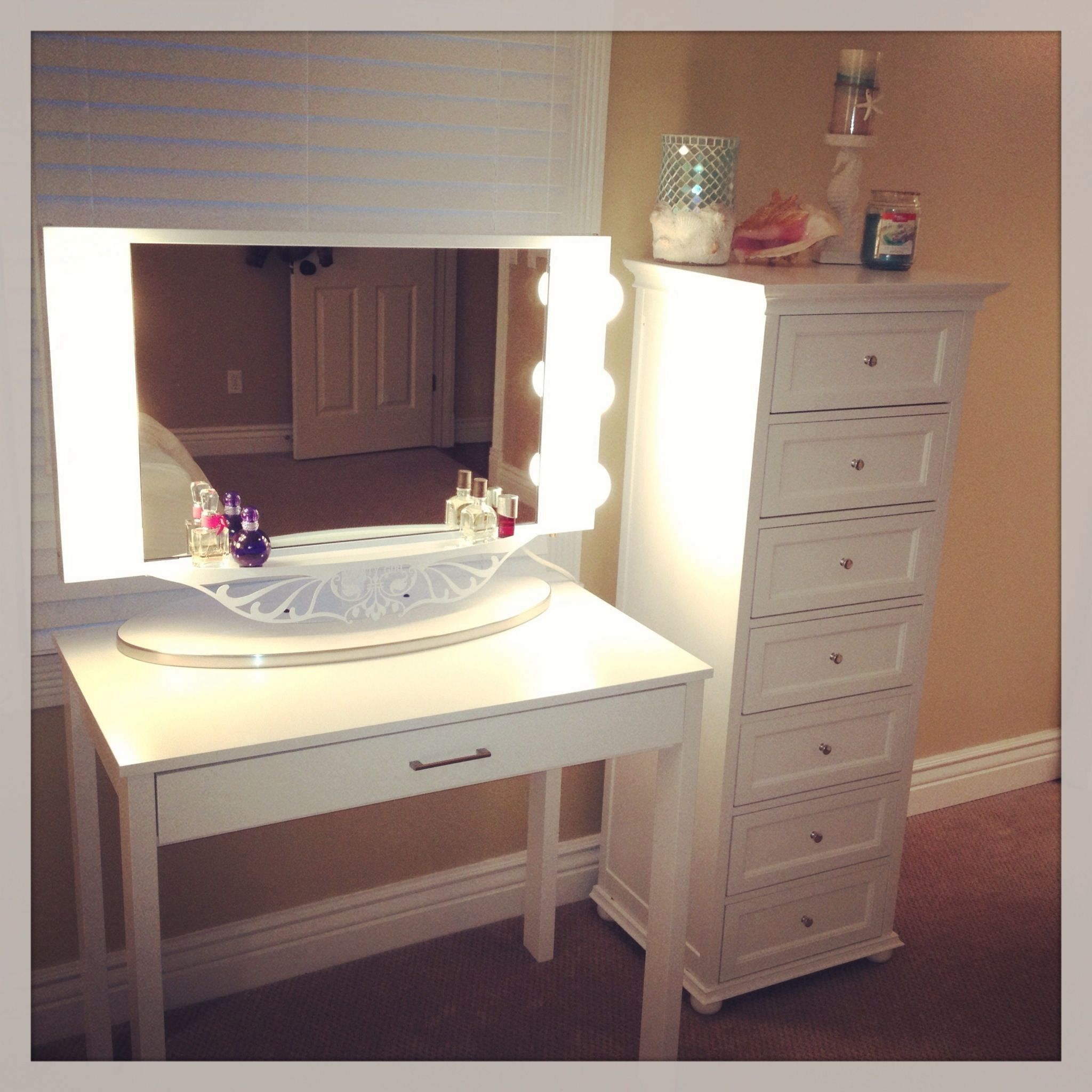 15 Inspirations Free Standing Mirror for Dressing Table | Mirror Ideas
