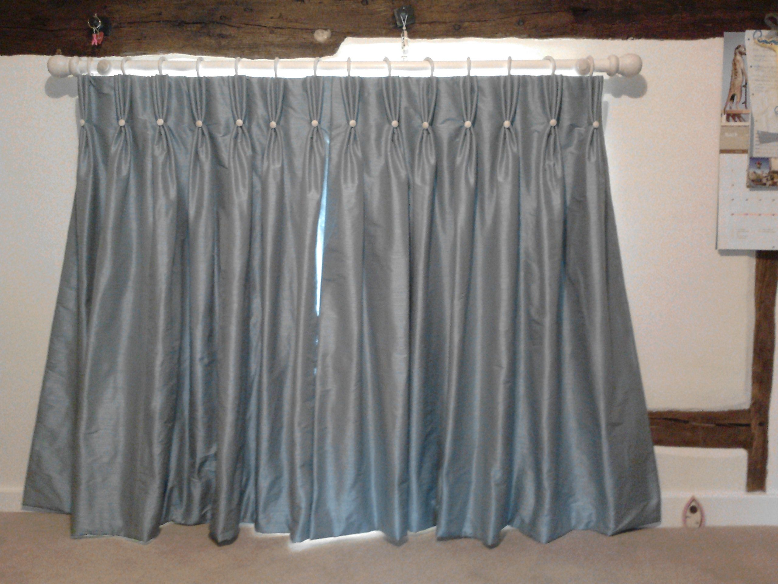 Pinch Pleat Curtains Detailed And Installation Design Ideas And Regarding Double Pleated Curtains (View 14 of 15)