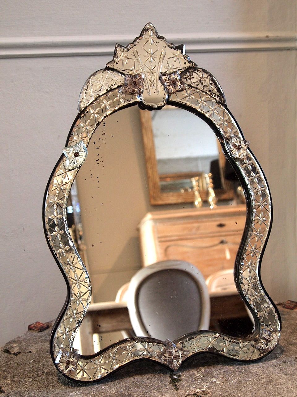 Pretty Venetian Mirror Puckhaber Decorative Antiques In Small Venetian Mirrors (Photo 7 of 15)