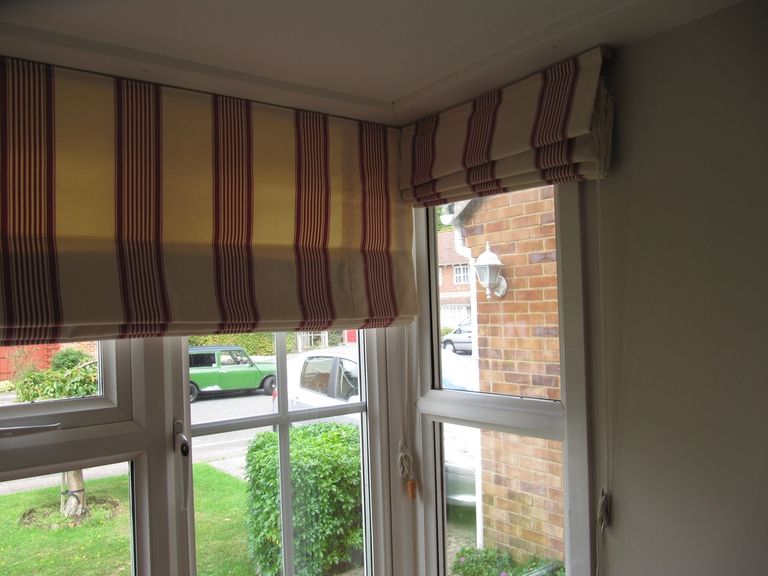 15 Best Roman Blinds on Bay Windows