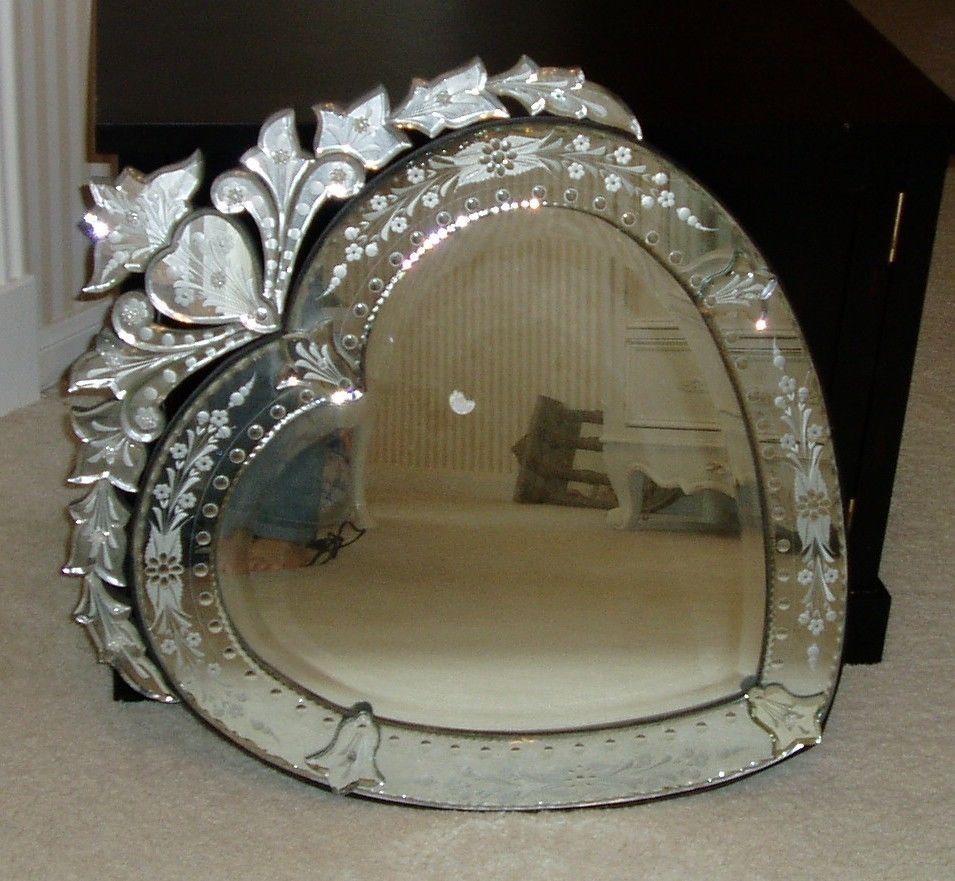 Venetian Glass And Wood Heart Wall Mirrorshab Chicfrench 39 Pertaining To Heart Venetian Mirror (Photo 10 of 15)