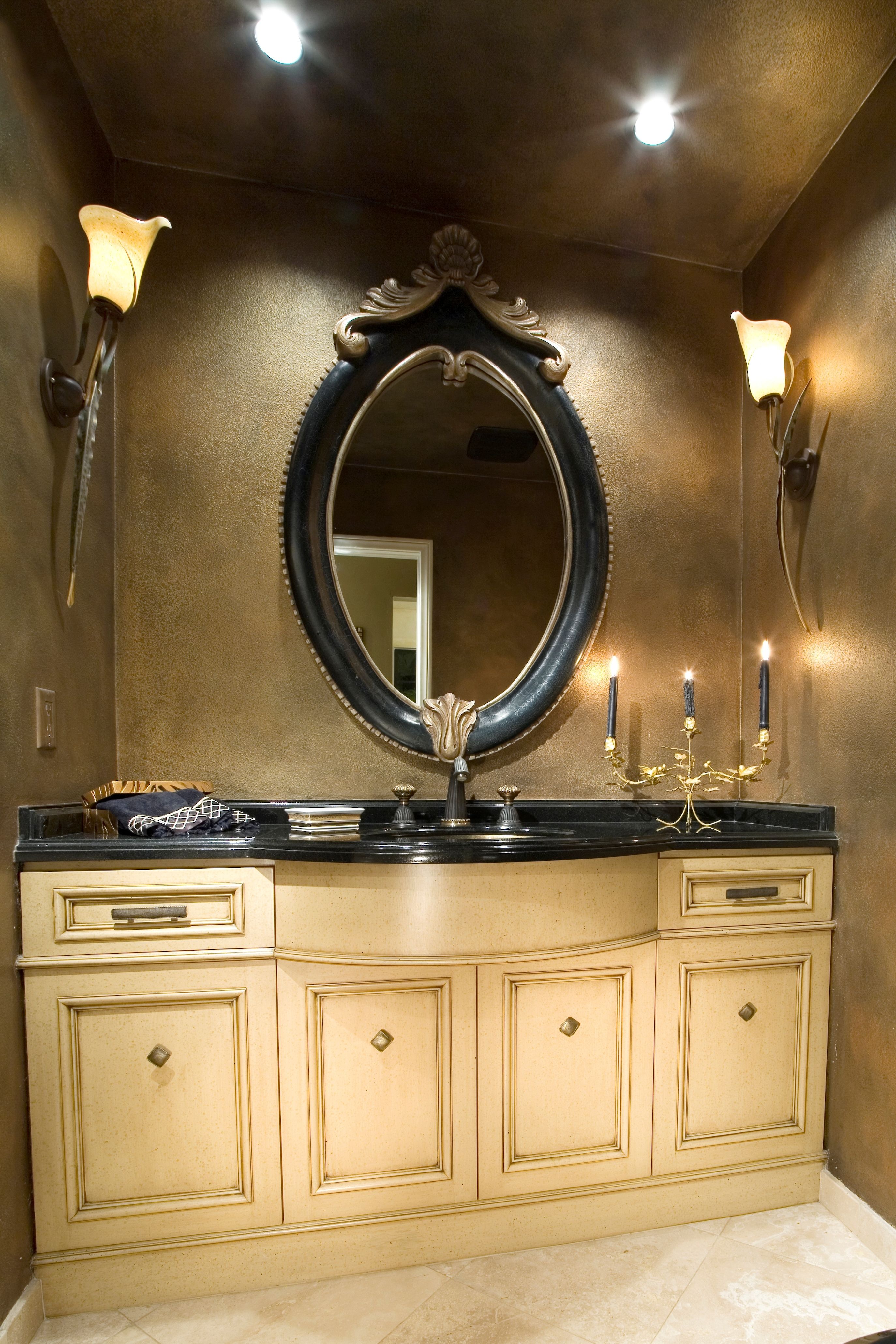Winsome Small Space For Apartment Bathroom Inspiring Design Pertaining To Small Vintage Mirrors (View 10 of 15)