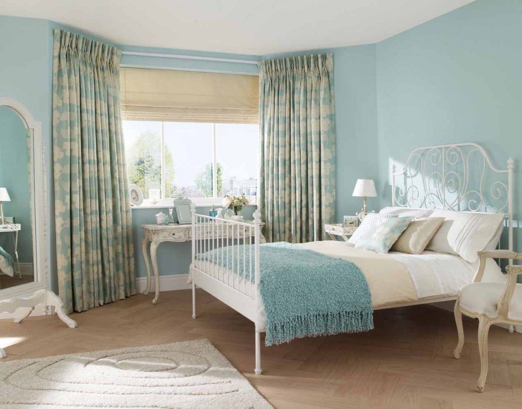 Bedrooms Blue Curtains For Bedroom For Amazing Light Blue Inside Blue Curtains For Bedroom (View 20 of 25)