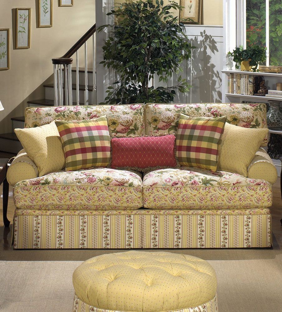 Cottage Floral Sofa Im Getting So I Just Adore Sofas Comprised In Yellow Chintz Sofas (View 3 of 15)