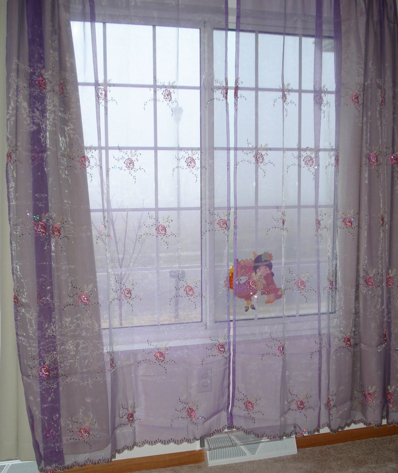 Curtains For Girls Bedroom Regarding Bedroom Curtains For Girls (View 24 of 25)