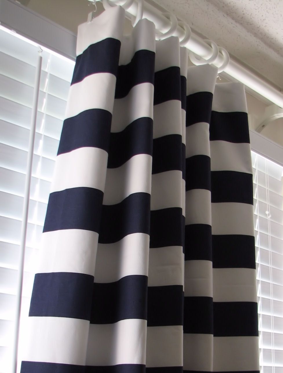 Decor Rug Stripe Curtains For Complete Your Home Decor Project In Navy And White Polka Dot Curtains (View 11 of 25)