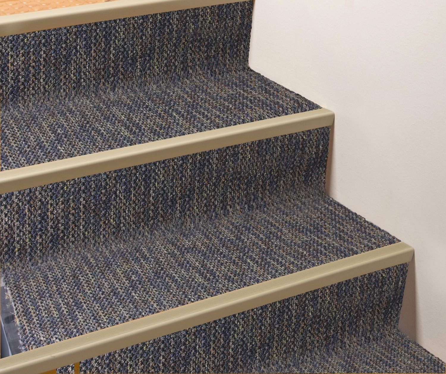 Flexco Rubber Flooring Vinyl Flooring Vinyl Accessories Samples Inside Adhesive Carpet Strips For Stairs (View 13 of 15)