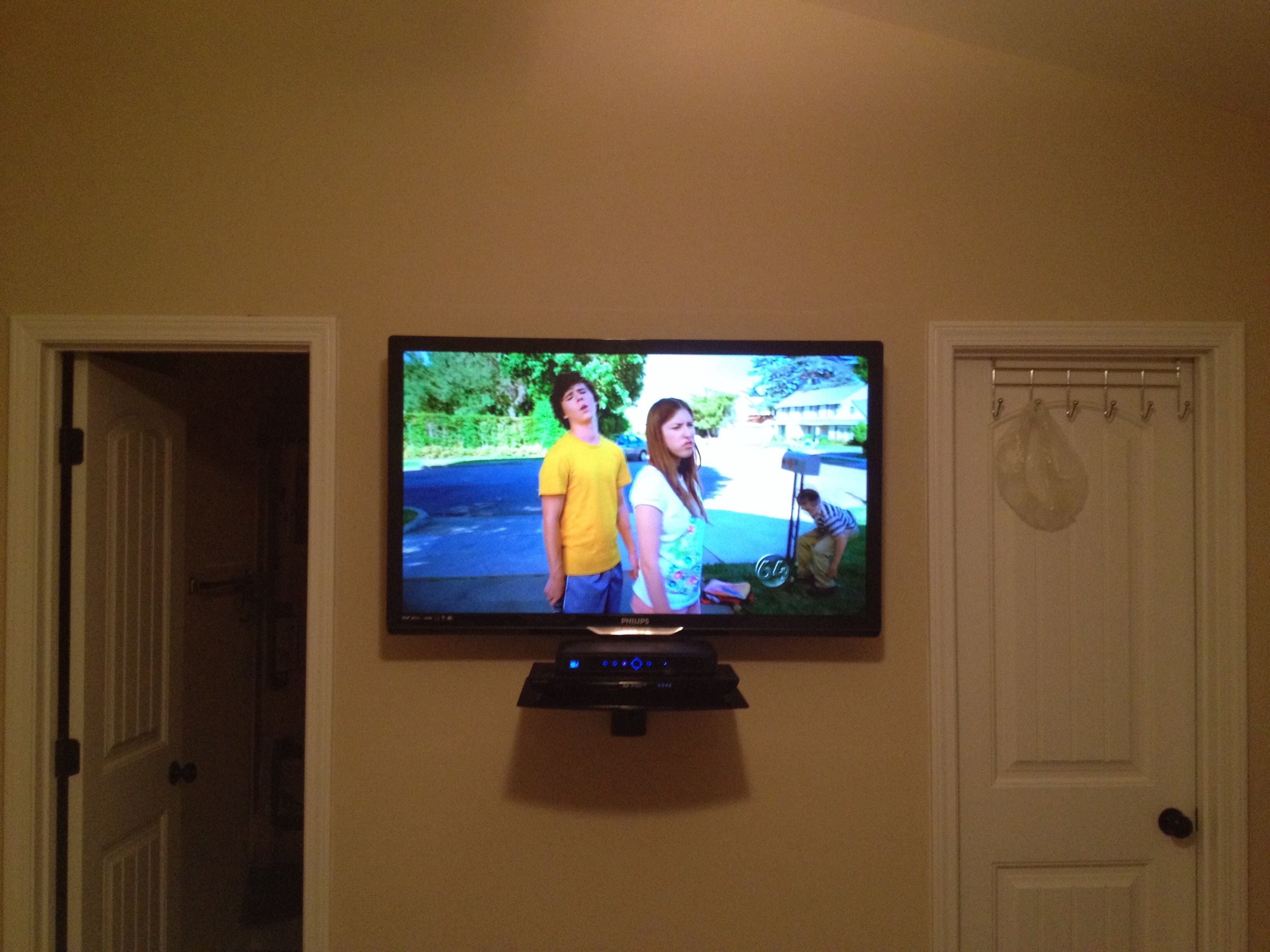 Led Tv Wall Mount Installation With Floating Glass Shelf For Cable For Glass Floating Shelves For Dvd Player (View 12 of 15)