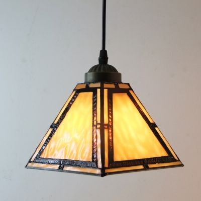 Magnificent Series Of Stained Glass Pendant Light Patterns For Fashion Style Pendant Lighting Tiffany Lights Beautifulhalo (Photo 8 of 25)