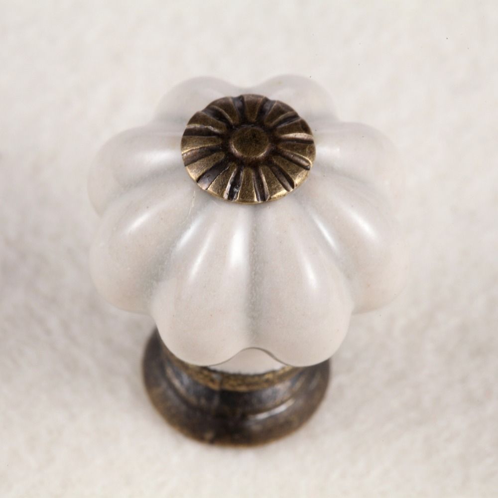 Popular Knobs Handles Vintage Buy Cheap Knobs Handles Vintage Lots With Regard To Vintage Cupboard Handles (View 16 of 25)
