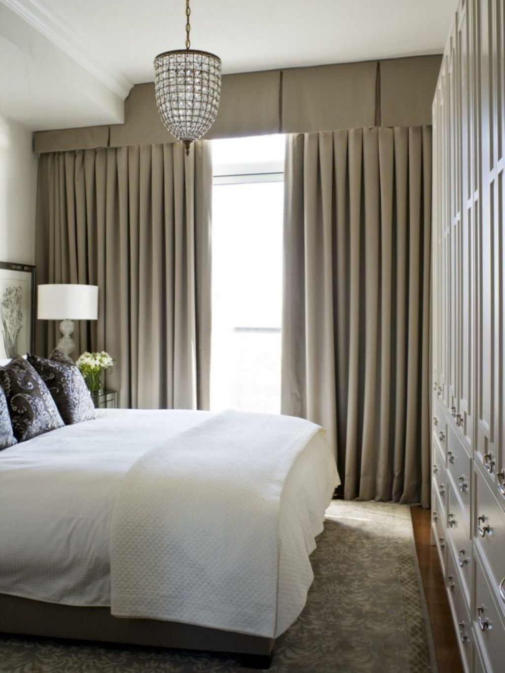 Small Bedroom With Long Curtains And Pleated Valances With Hanging Inside Long Bedroom Curtains (View 8 of 25)