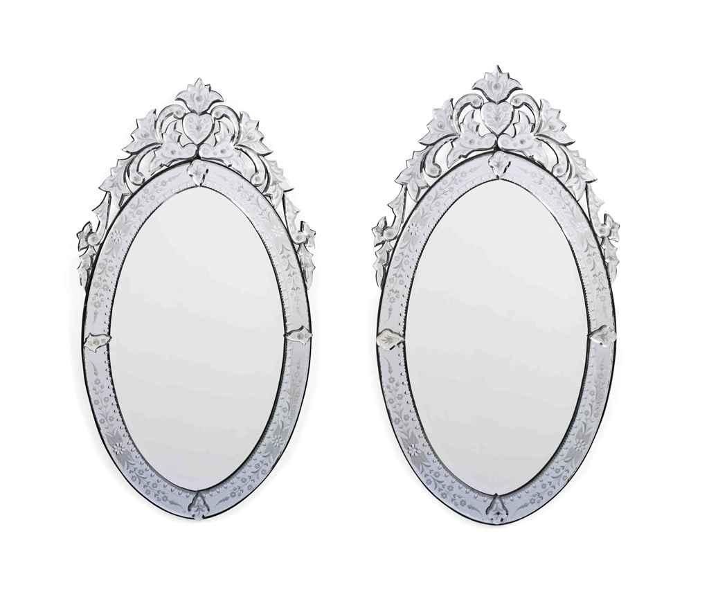 A_Pair_Of_Venetian_Oval_Reverse_Etched_Mirrors_Late_20Th_Century_D5488204G Throughout Venetian Oval Mirror (Photo 13 of 20)