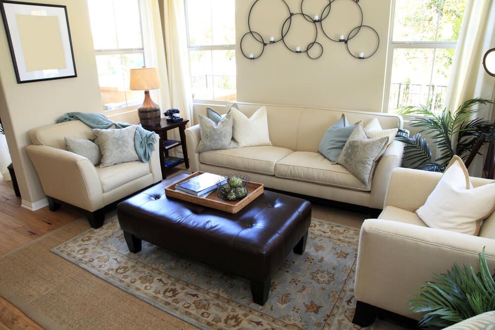 Awesome Widely Used Brown Leather Ottoman Coffee Tables For 50 Beautiful Living Rooms With Ottoman Coffee Tables (View 25 of 50)